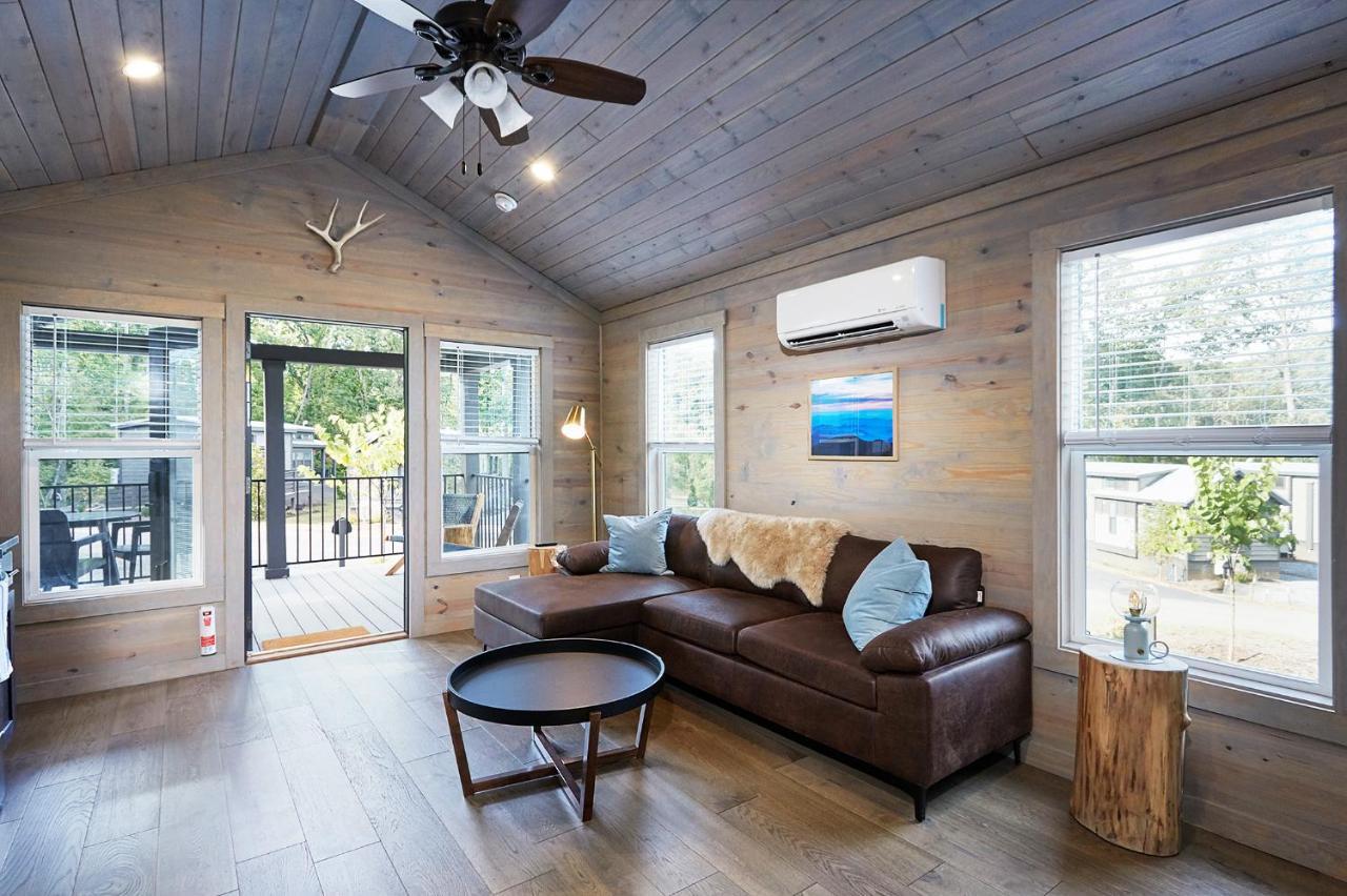 Asheville River Cabins Арден Экстерьер фото